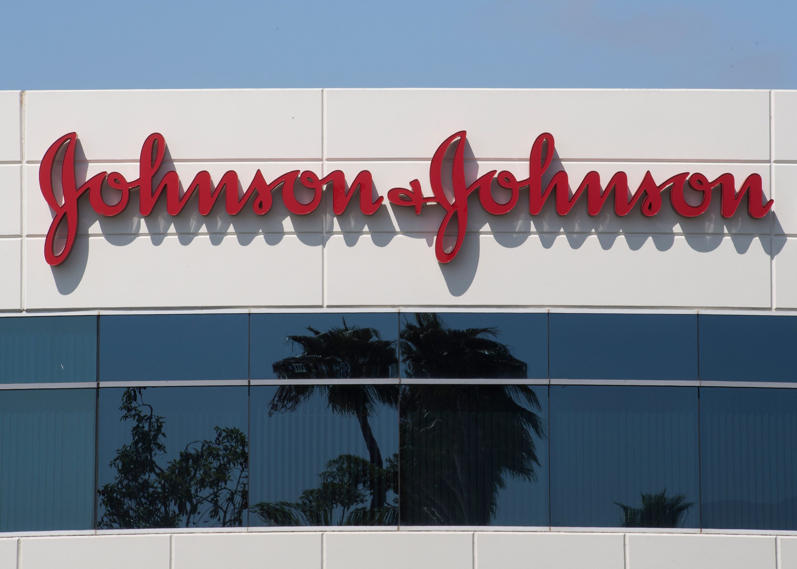 Unsealed Court Documents Reveal Pharmaceutical Giant Johnson & Johnson Paid to Inject Prisoners with Asbestos in the 1970’s