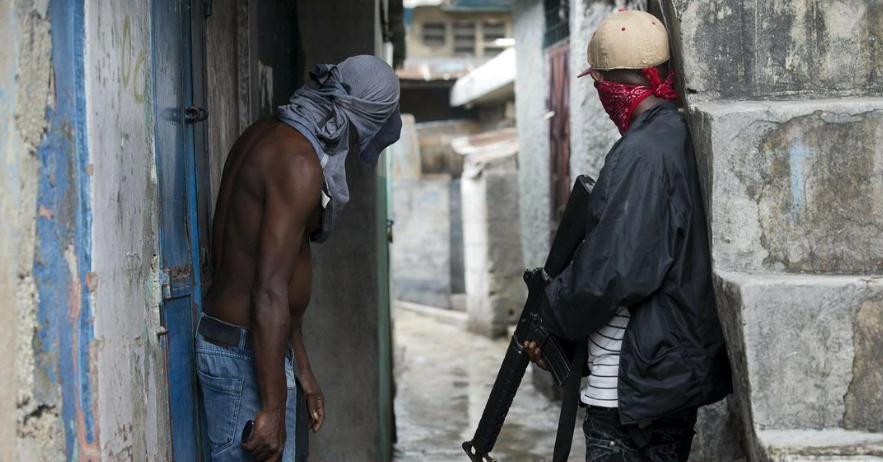 17 Missionaries Kidnapped in Haiti by notorious gang ; 16 of them were Americans, 1 Canadian