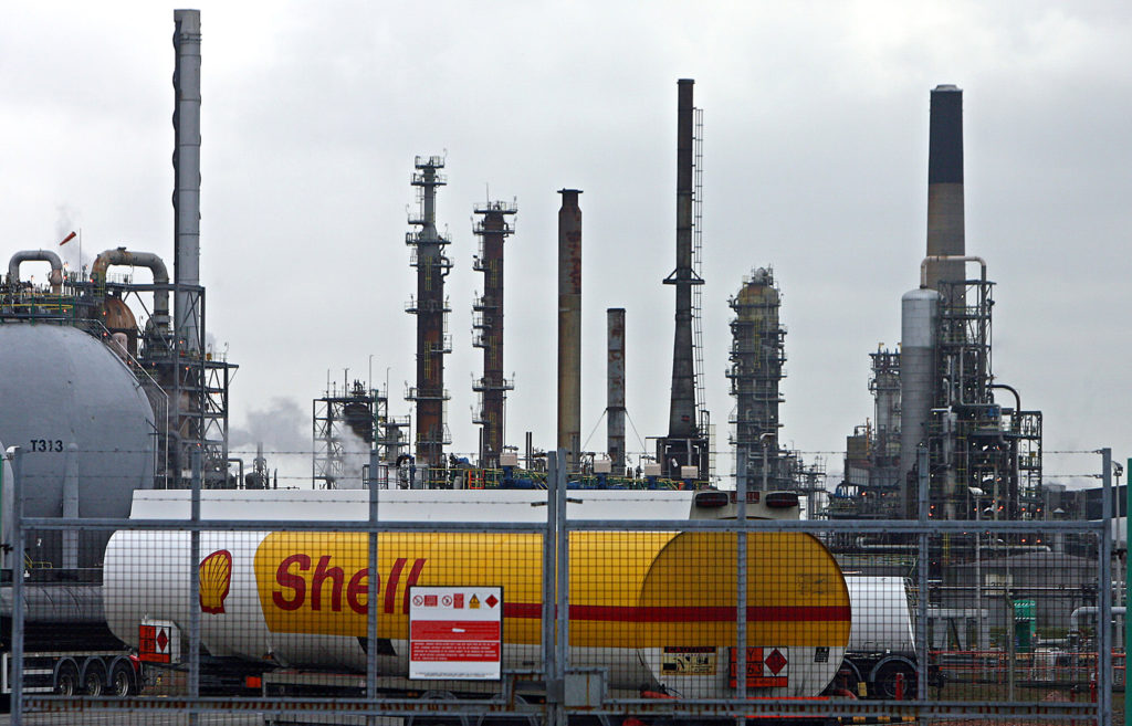 Shell and other Oil Companies Announce Record High Profits for First Quarter