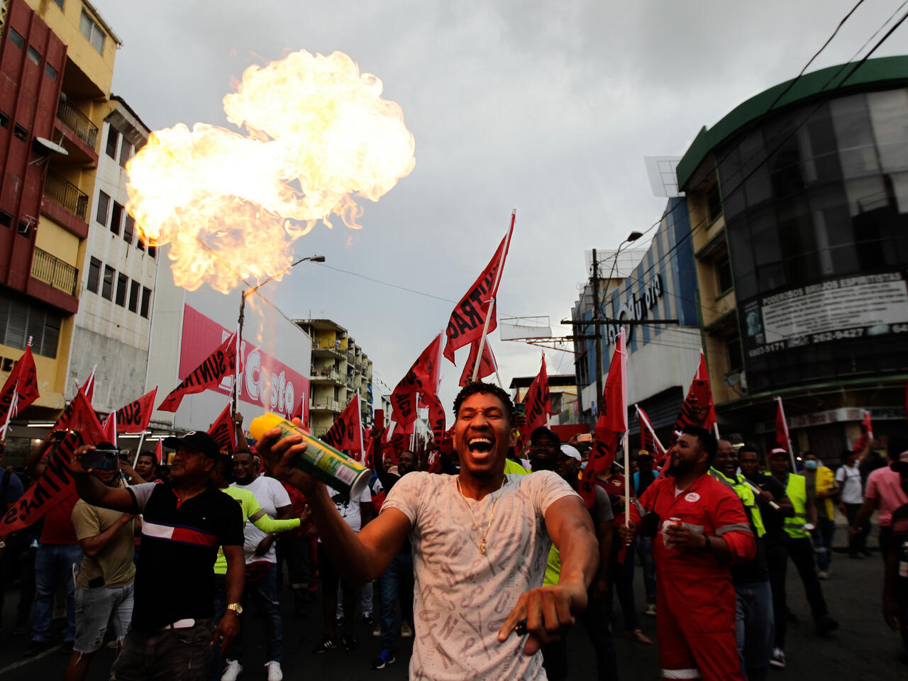 Panama Announces It Will Regulate Prices of 72 Basic Items After Protests Erupt Due To Price Increases