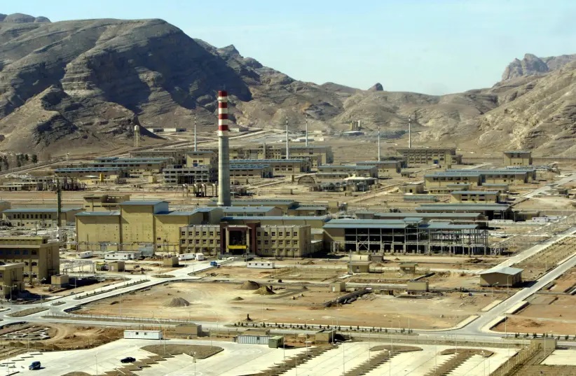US Intel Agencies Say Iran Could Produce up to 12 Nuclear Weapons