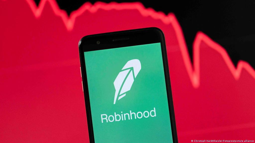 Robinhood Cuts Staff Following Significant Decline in Revenue