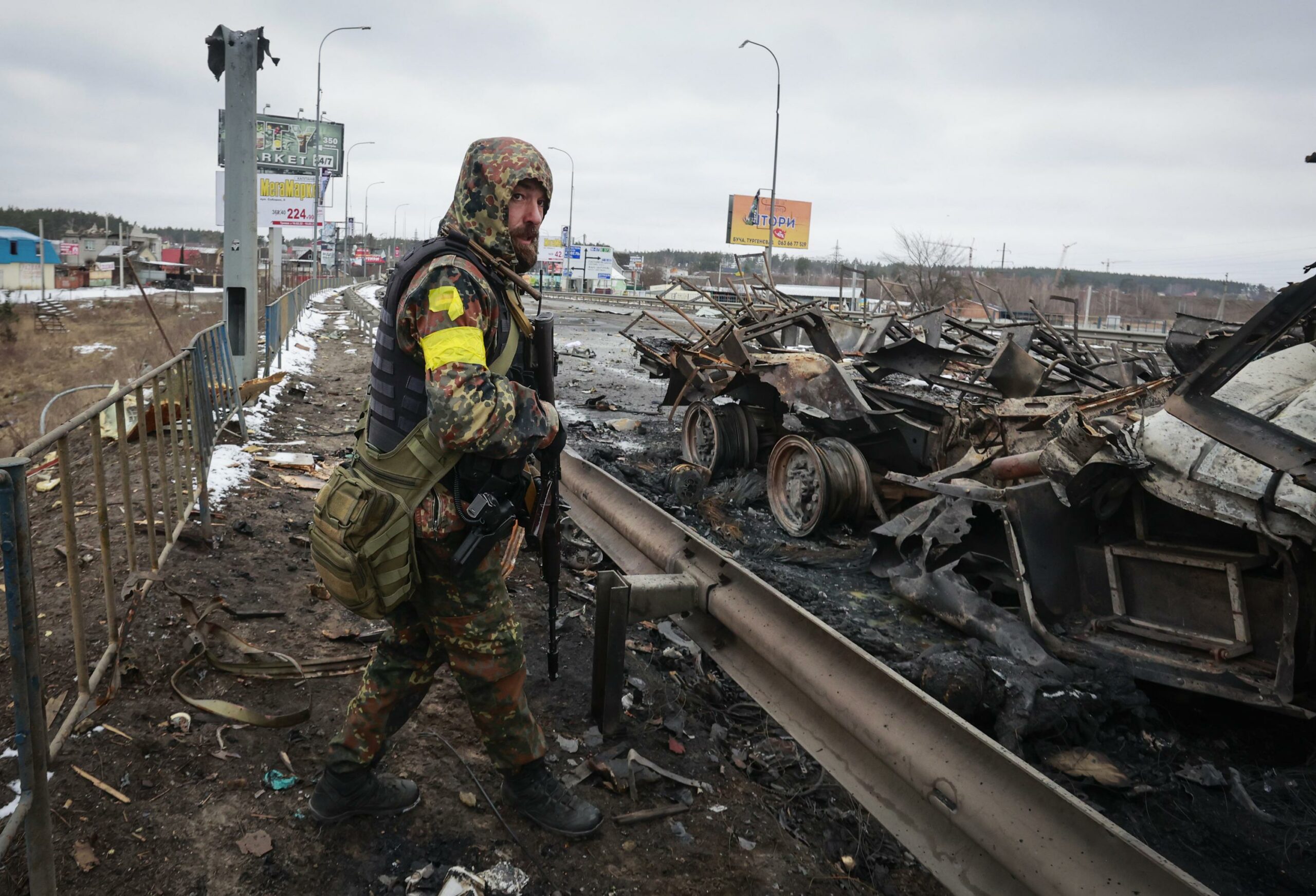 Top Ukrainian military official pushes back at potentially negotiating an end to the war with Russia, says no talks until Russia leaves captured territories