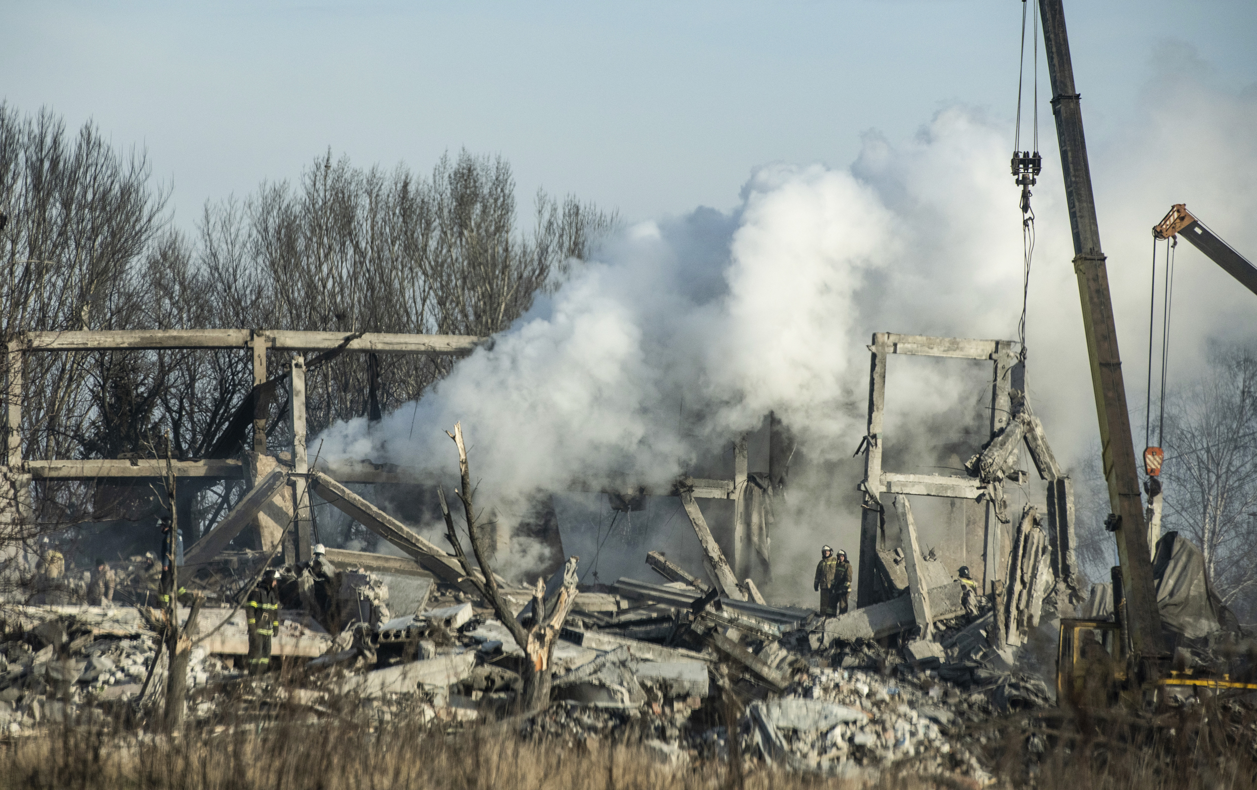 Ukraine strikes Russian military deployment facility, allegedly killing 400 soldiers. Russia claims 63 killed