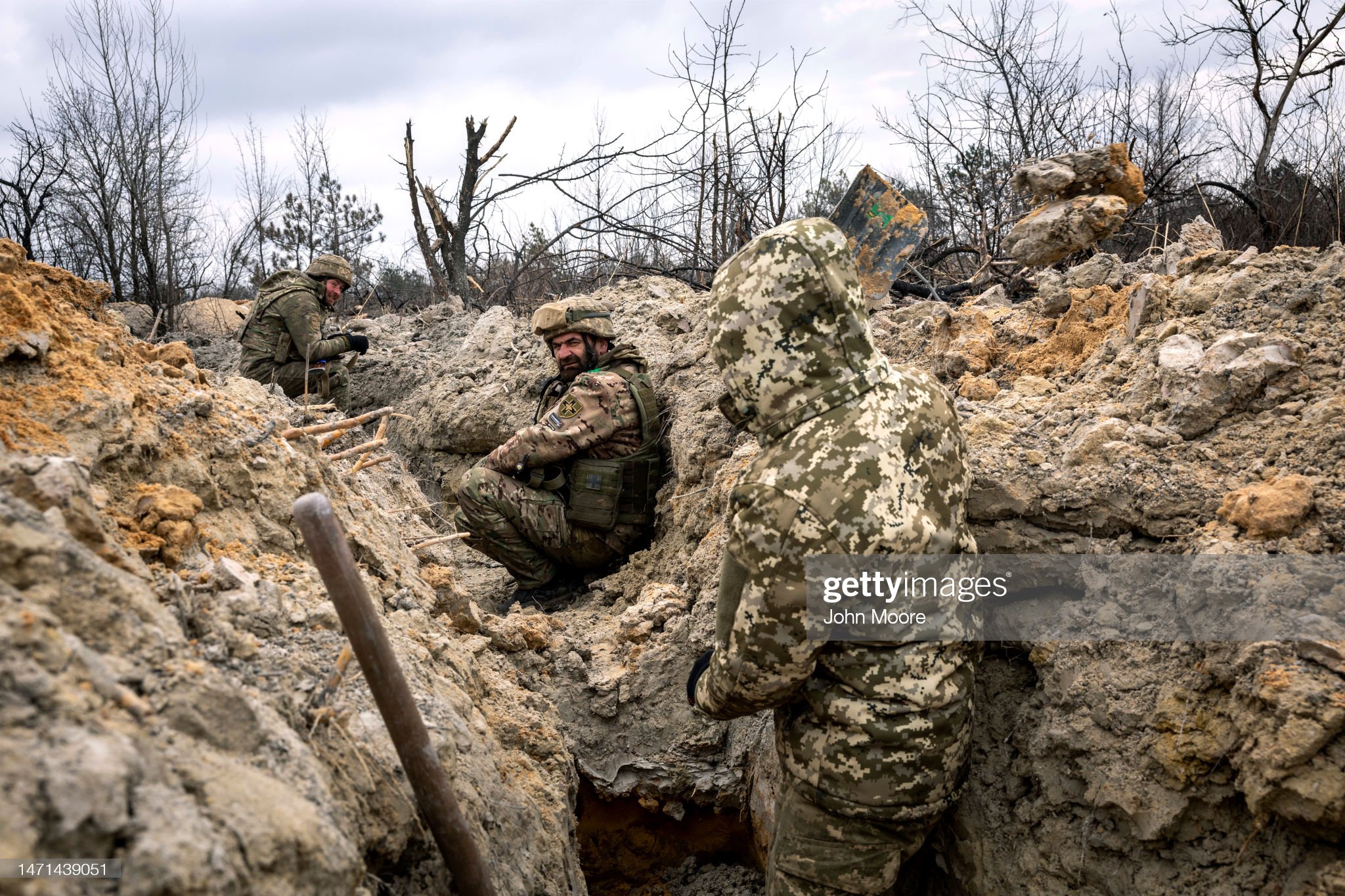 Ukrainian forces fighting back attacks in Bakhmut as Russia continues to assault city