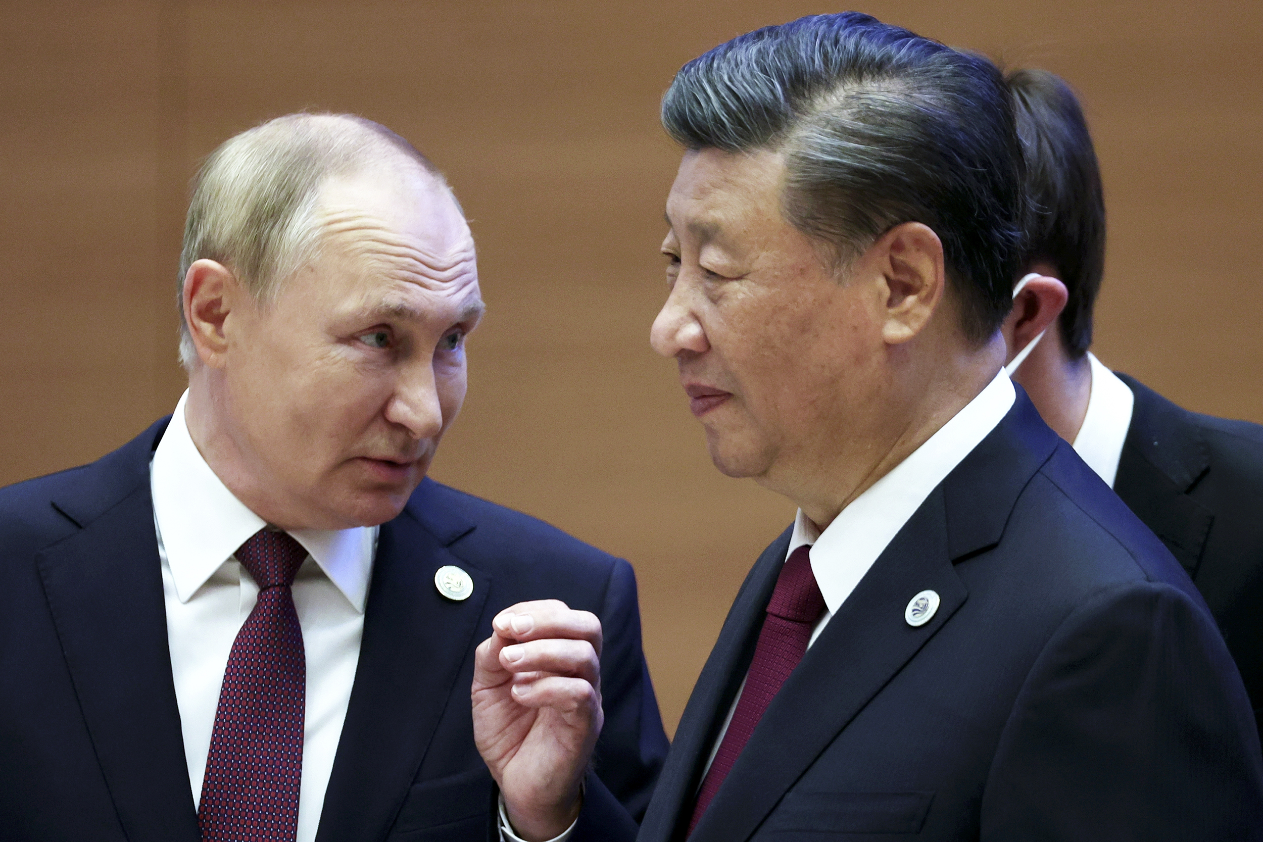 Chinese President Xi and Putin Hold Phone Call, Discuss Ongoing Russia-US Talks