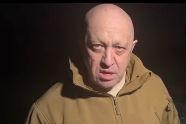 Russian Mercenary Leader Announces Troop Withdrawal from Bakhmut to ‘Lick our Wounds’