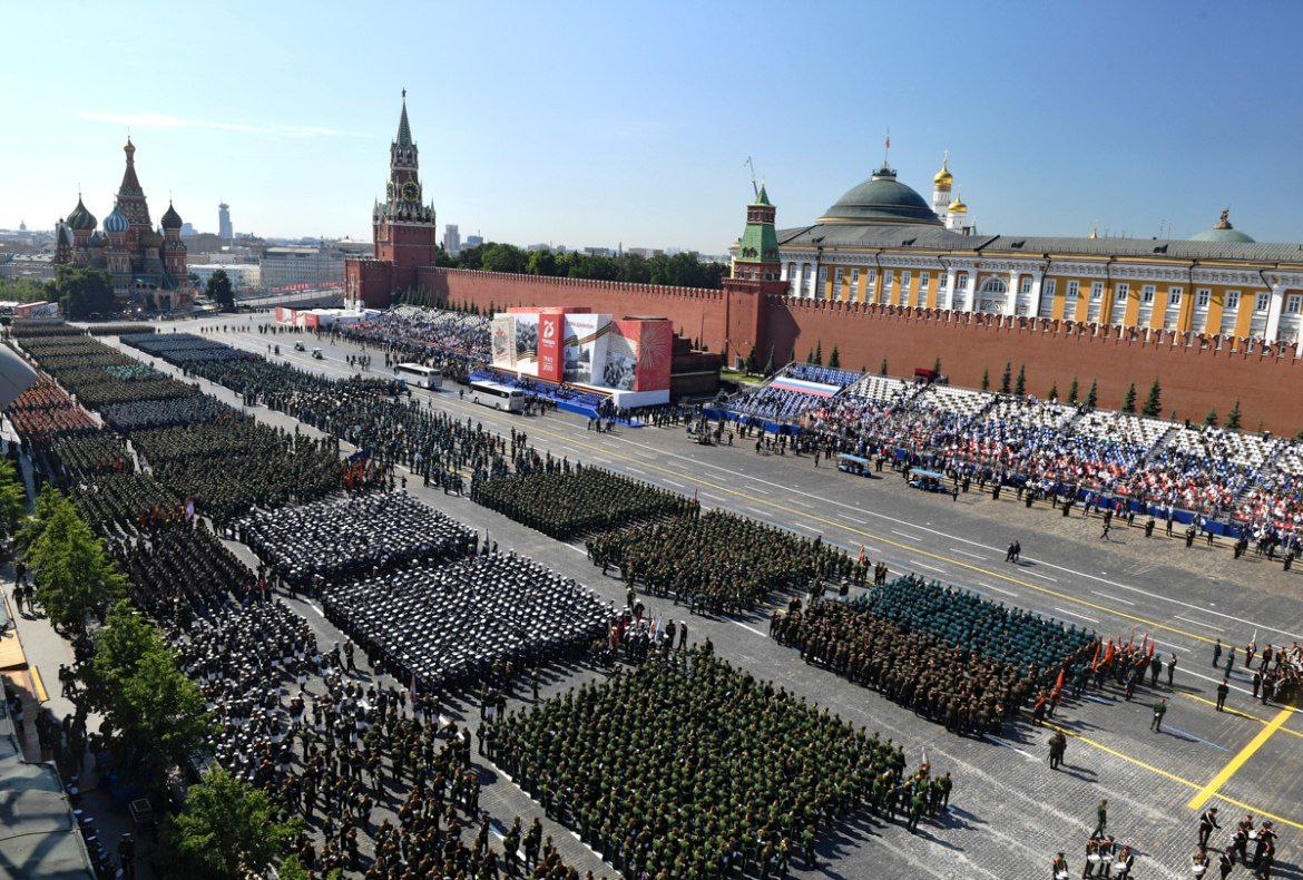 Putin criticizes the West, says ‘war’ waged against Russia at Moscow’s Victory Day parade amid escalating Ukraine conflict