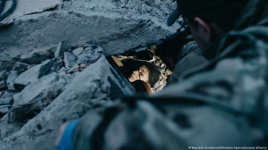 Ukrainian President Zelenskyy Accuses Suspect of Directing Russian Missile Attack in Kramatorsk