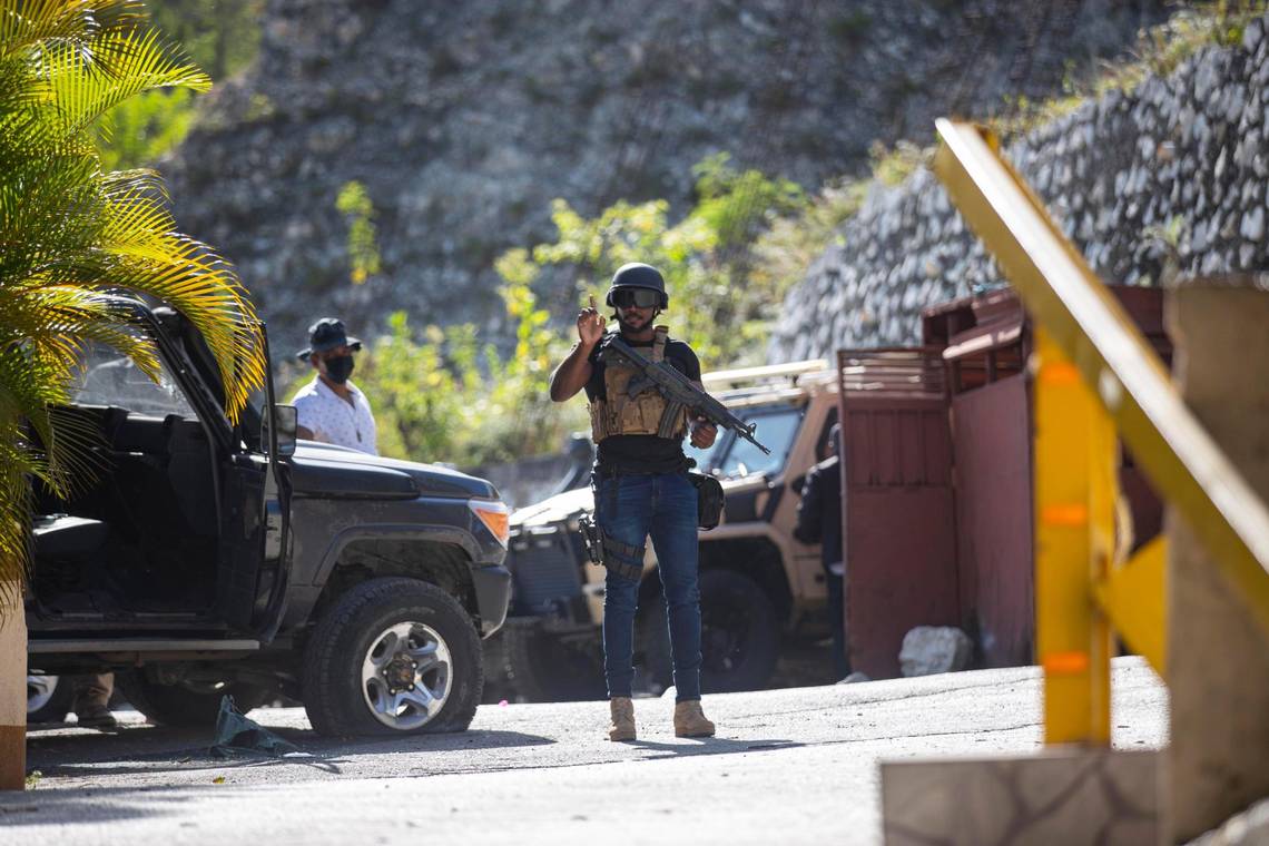 Over 6,000 Flee Haitian Town After Gang Kills 70 Civilians