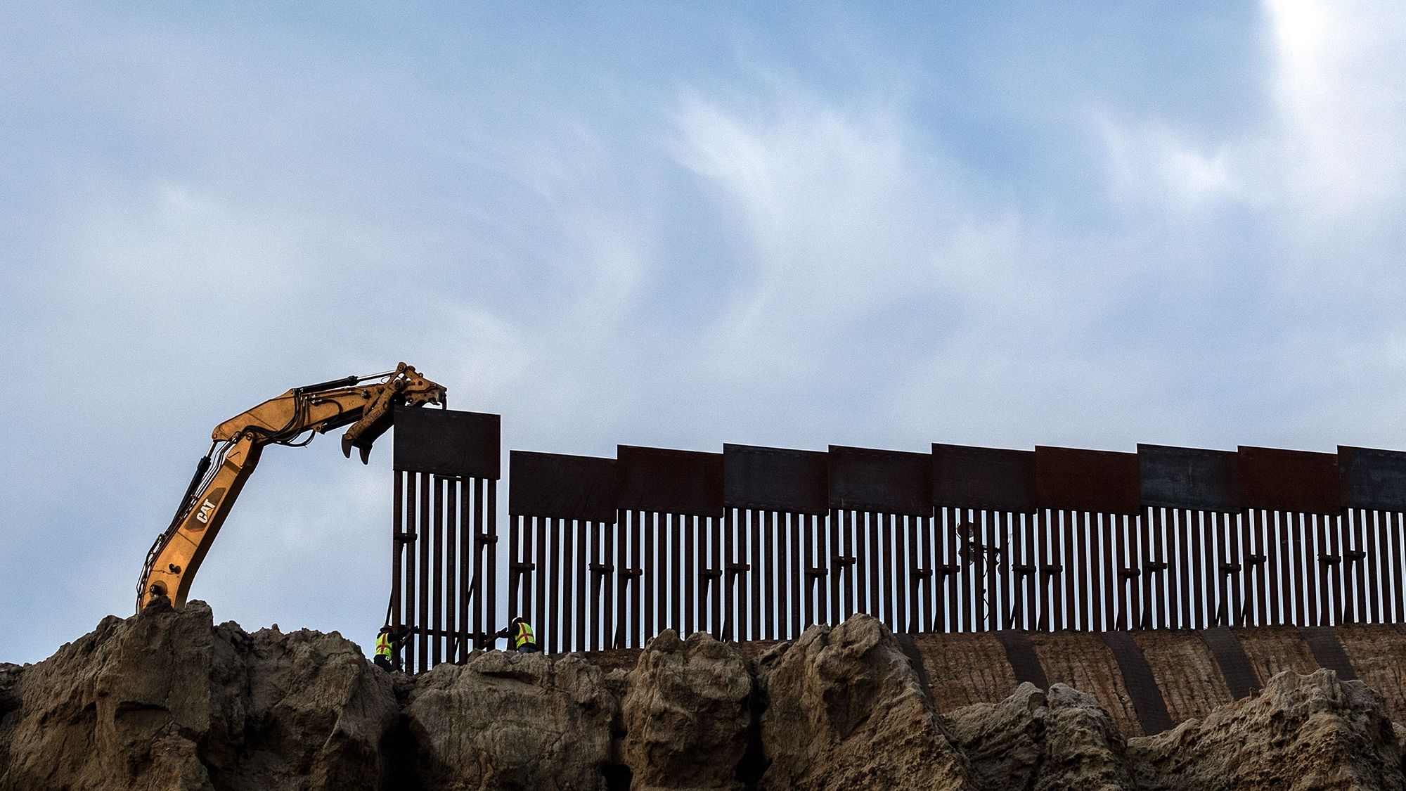 Man Who Defrauded US Border Wall Supporters Receives Prison Sentence