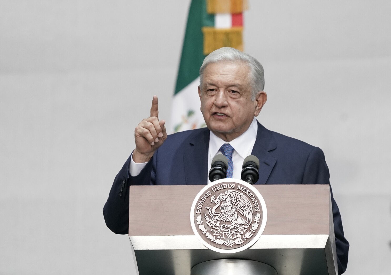 Mexican President Defies Order, Maintains Criticism Against Presidential Opposition Candidate