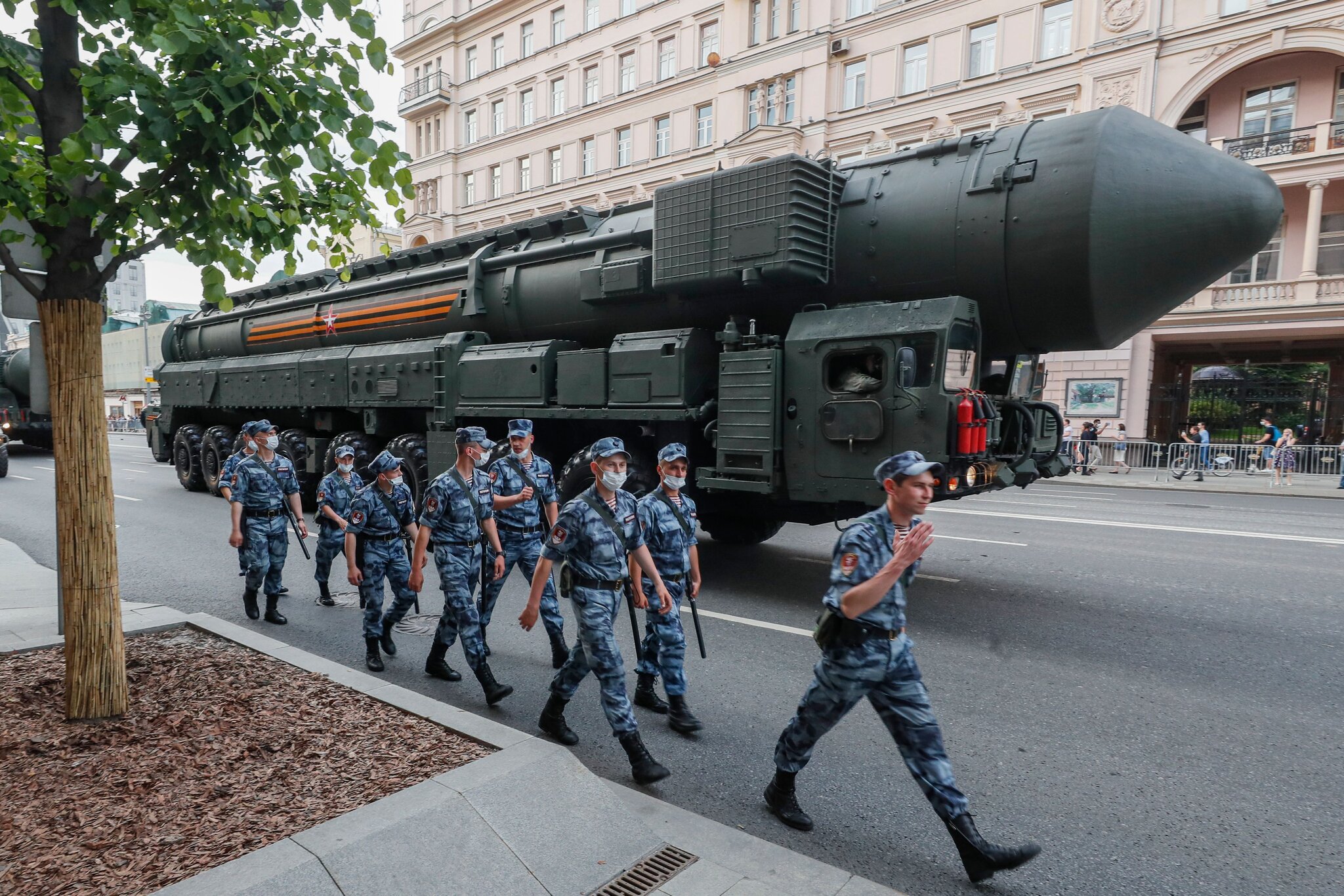 Russian Foreign Minister Lavrov: West Requires Constant Reminder of Nuclear War Risks