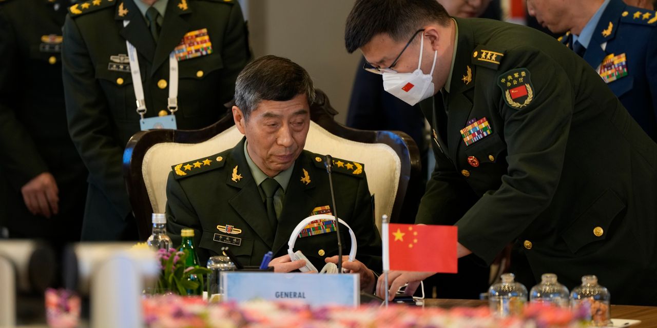 Chinese Defense Minister Begins Visits to Russia & Belarus
