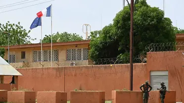 French Envoy “Held Hostage” in Niger Embassy Amid Food Blockade