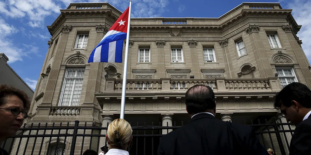 Cuban Embassy in Washington, DC Targeted with Molotov Cocktails
