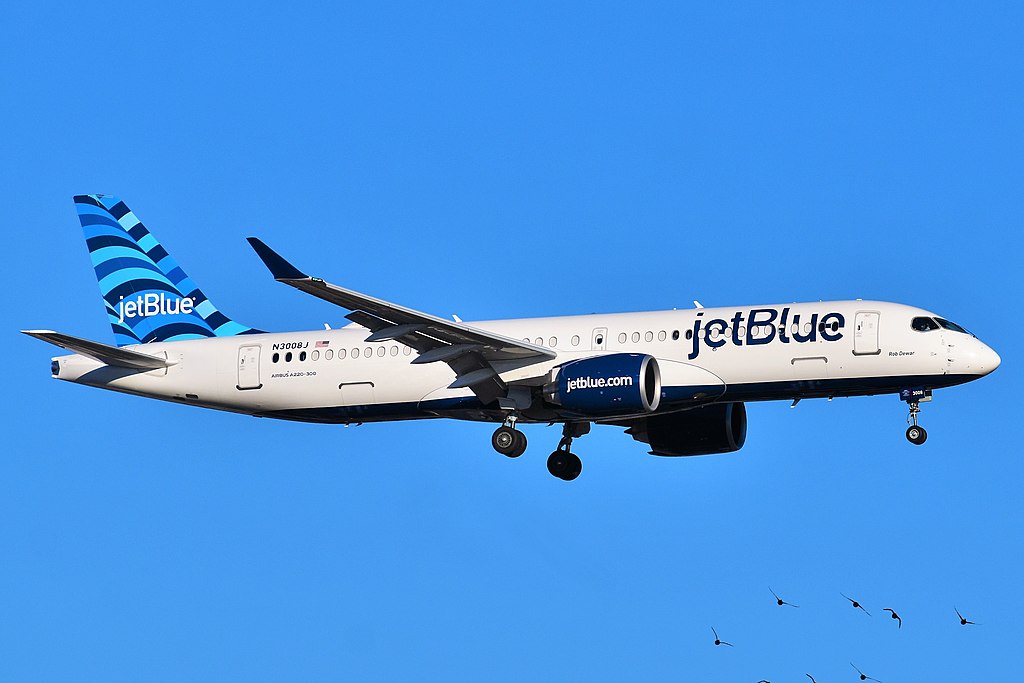 Turbulence Injures Eight on JetBlue Flight to Florida