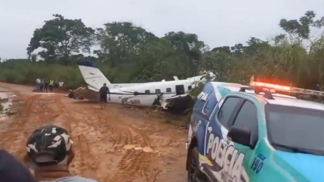 Small Jet Crashes in Brazil’s Amazonas, Killing 14