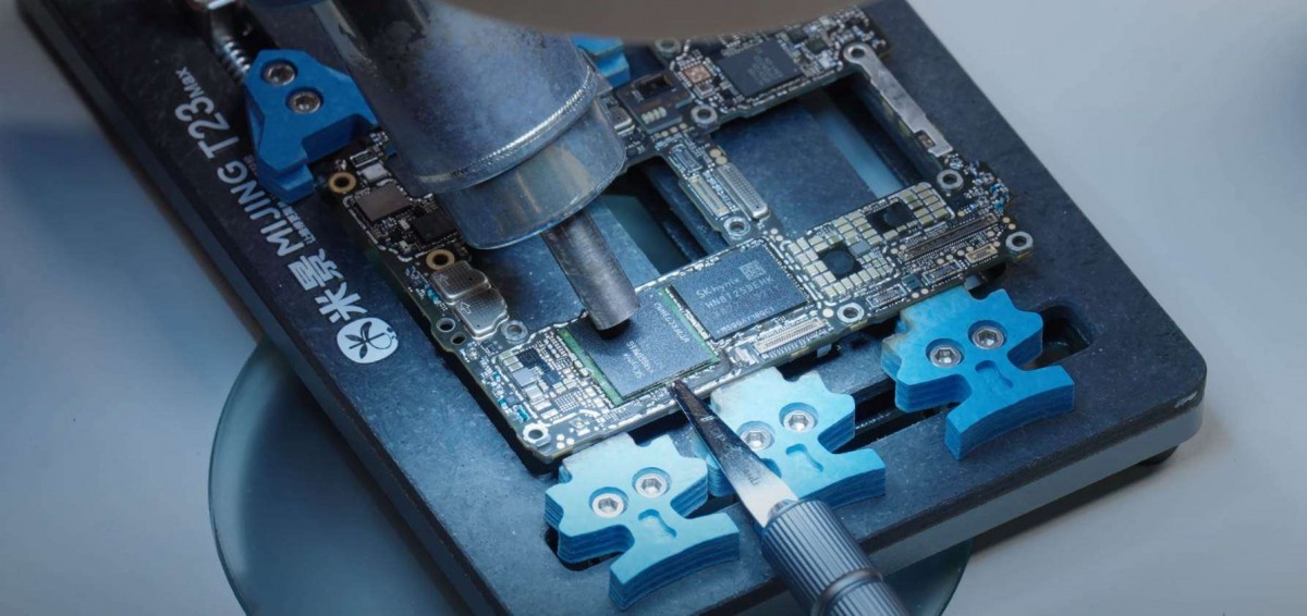 China Criticizes US Scrutiny of Huawei Smartphone Chip