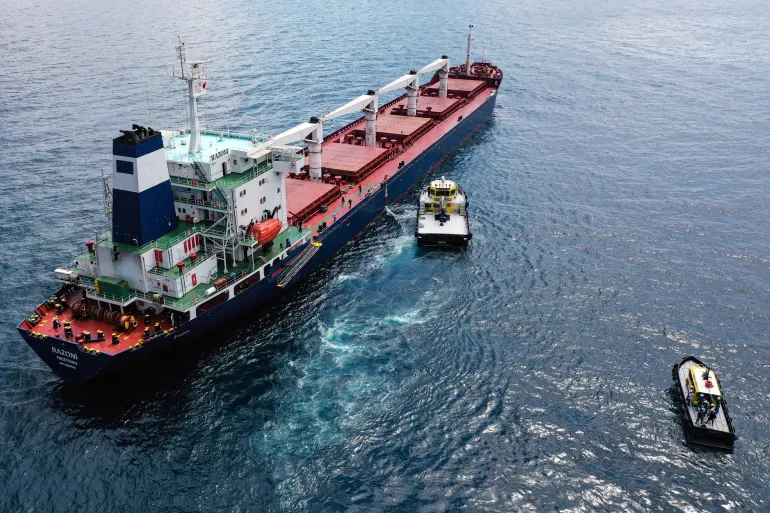 Ukraine Halts Black Sea Grain Export Corridor Amid Threats from Russian Warplane