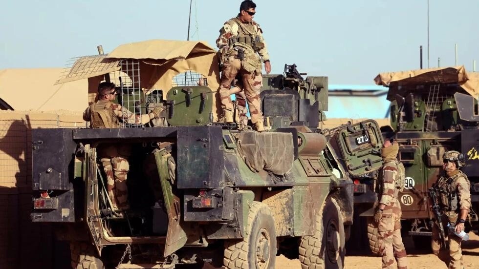 French Troops Begin Withdrawal from Niger Amid Political Tensions