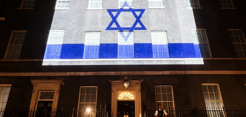 UK Pledges Military Support to Israel Amidst Hamas Attacks