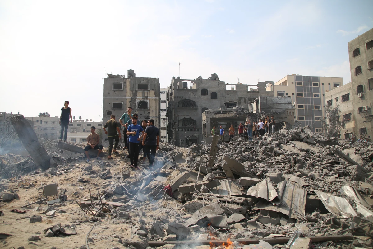 Israel Cuts Electricity to Gaza Amid Rocky Ceasefire, Both Sides Trade Blame