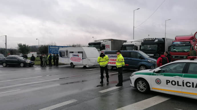 Slovak Truckers to Join Polish Protests at Ukrainian Border