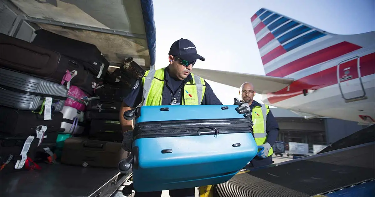 Senate Panel Investigates Airline Ancillary Fees