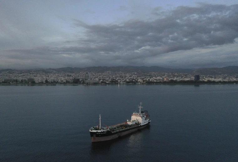 BP Suspends Shipments Through Red Sea Amid Houthi Attacks