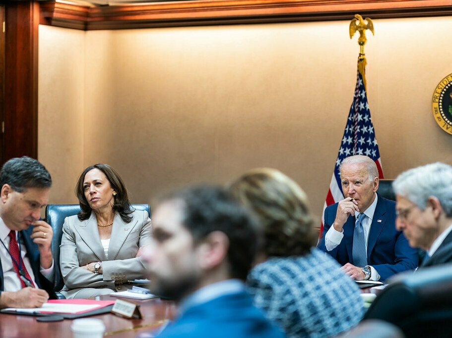 Biden Administration Considers Response to Houthi Attacks in Red Sea