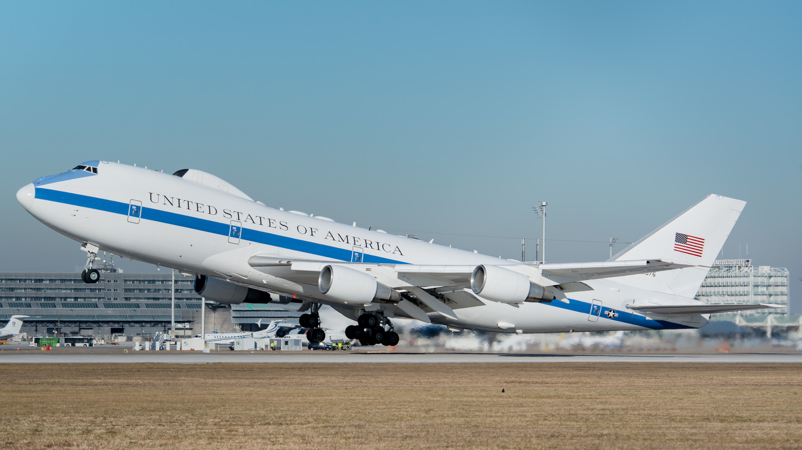US Air Force Opts Out Boeing in Race for New ‘Doomsday Plane’ Contract