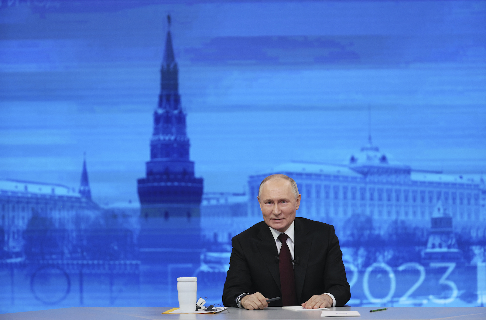 Kremlin Spokesperson Discusses Putin’s Preferences for US President