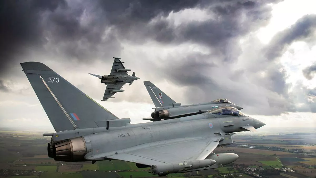 UK Defense Minister Indicates No Immediate Plans for Further Airstrikes in Yemen