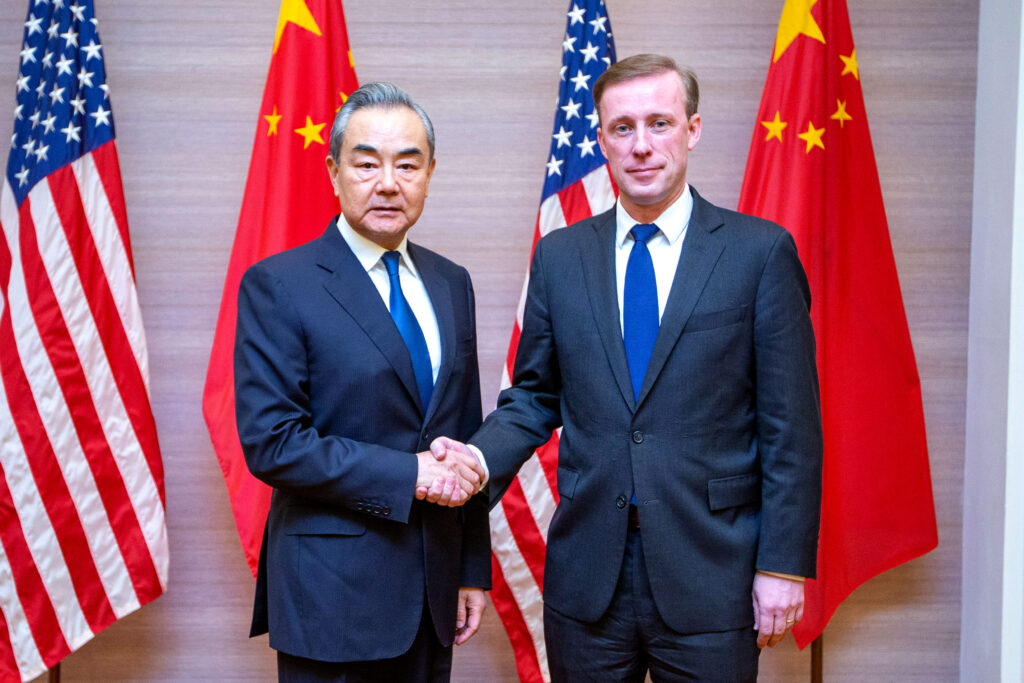US and China Hold Talks Amid Tensions Over Taiwan