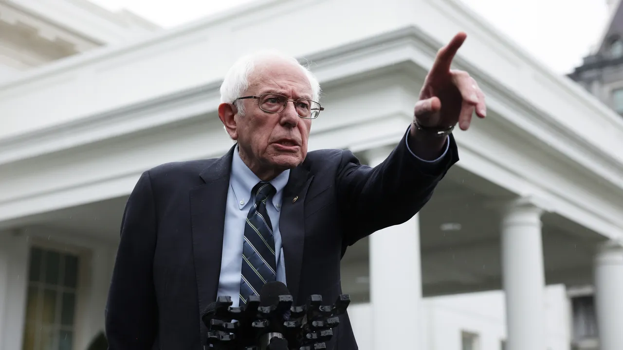 Senator Sanders Urges Restoration of UNRWA Funding Amid Humanitarian Crisis in Gaza