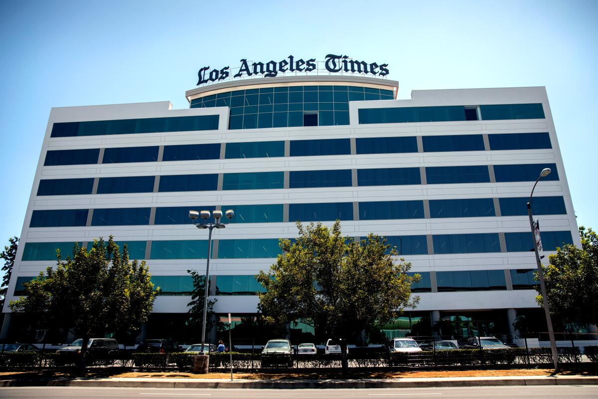 Los Angeles Times to Significantly Cut Work Force