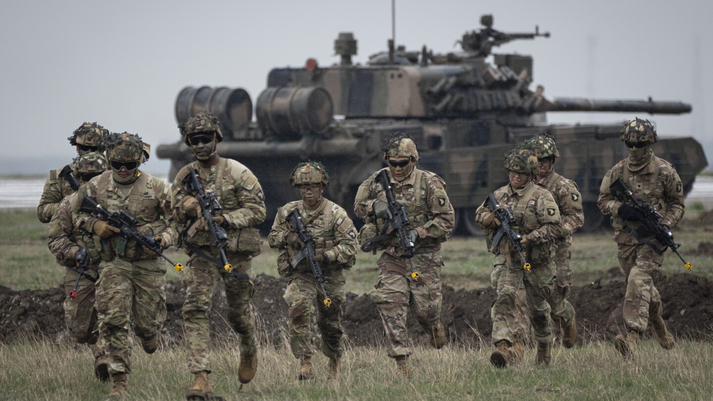 NATO’s Military Head Calls For Countries to be Prepared For New Approach in Ukraine