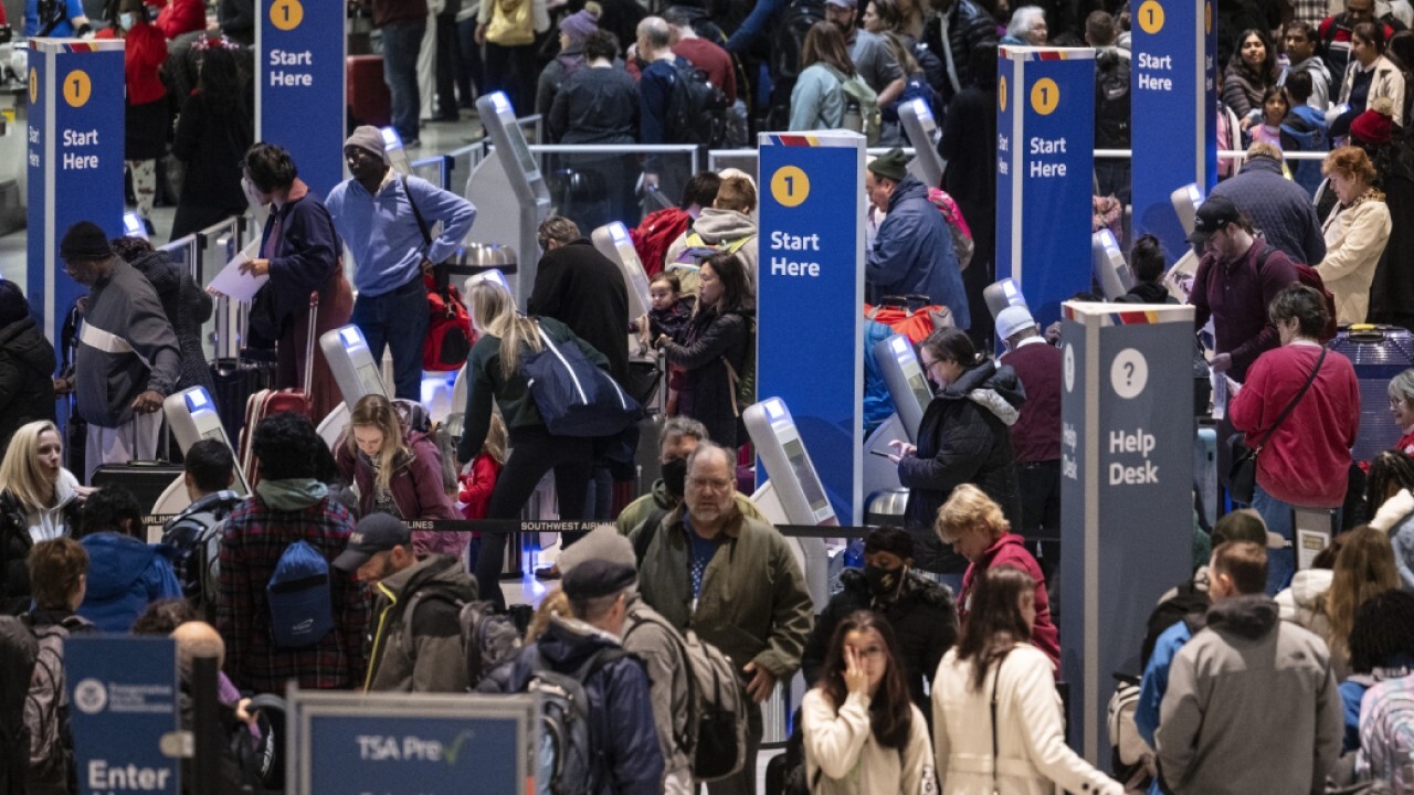 Major Winter Storm Disrupts Flights at Chicago O’Hare International Airport