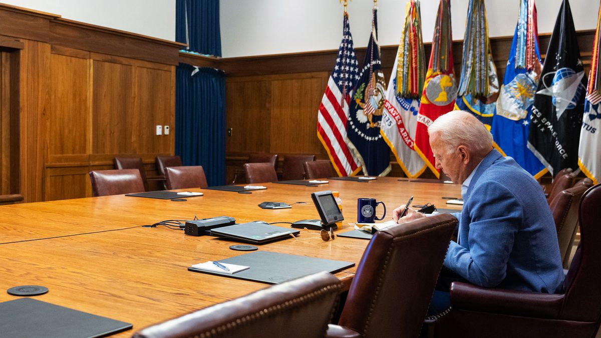 GOP Lawmakers Demand Biden Strike Iran Following Attack on US Troops in Jordan