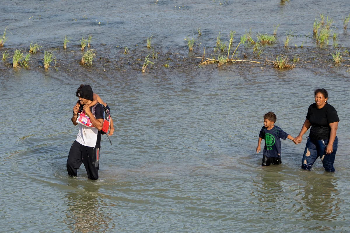 Texas Military Reportedly Blocked Border Patrol Rescue Attempt Leading to Drowning of 3 Migrants, Texas Disputes Claims