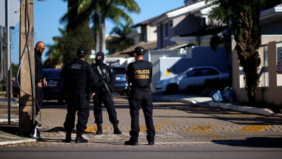 Brazil Police Target Former President & Aides in Coup Investigation