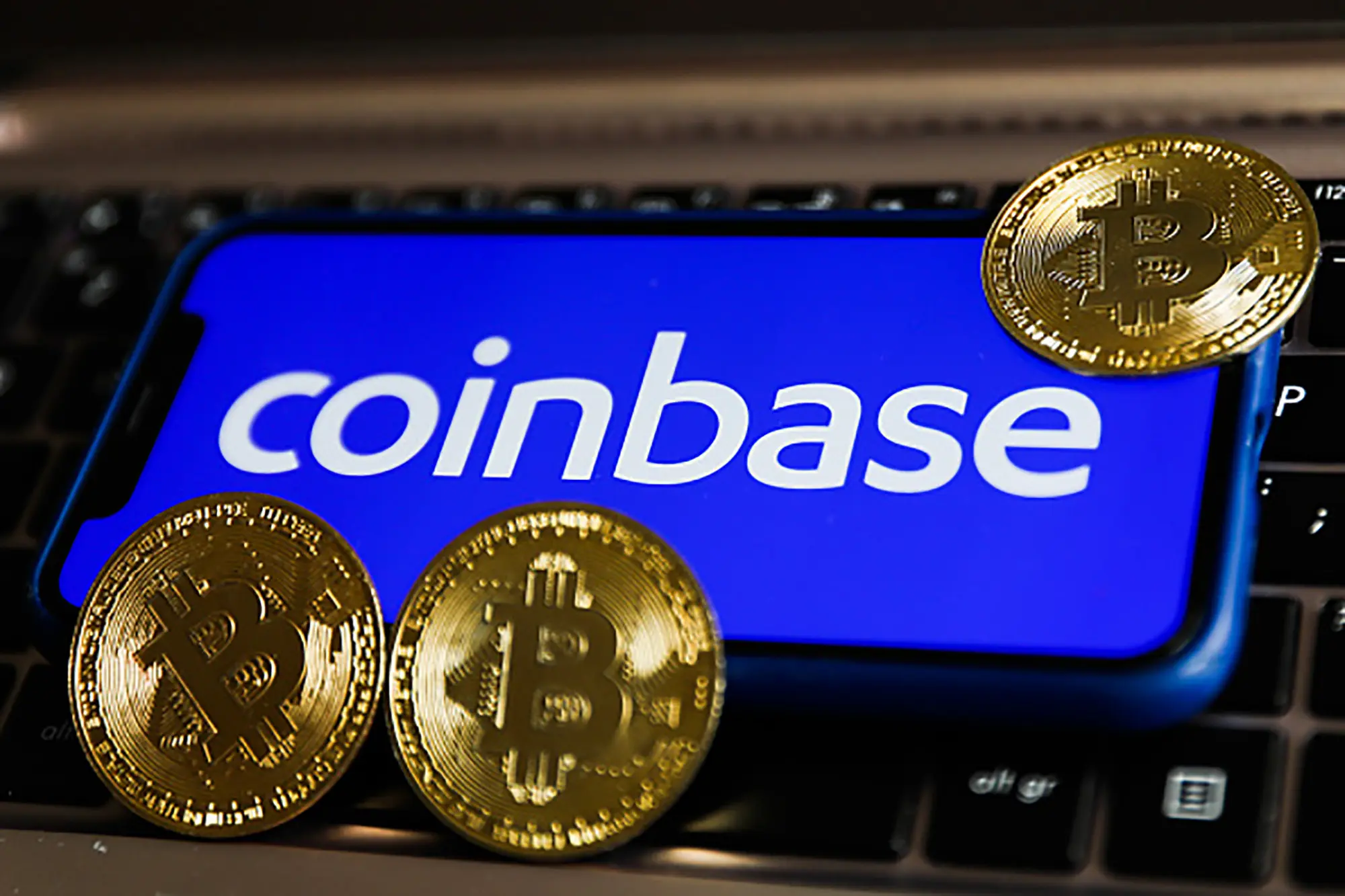 Coinbase Faces Technical Glitches Amid Bitcoin Surge