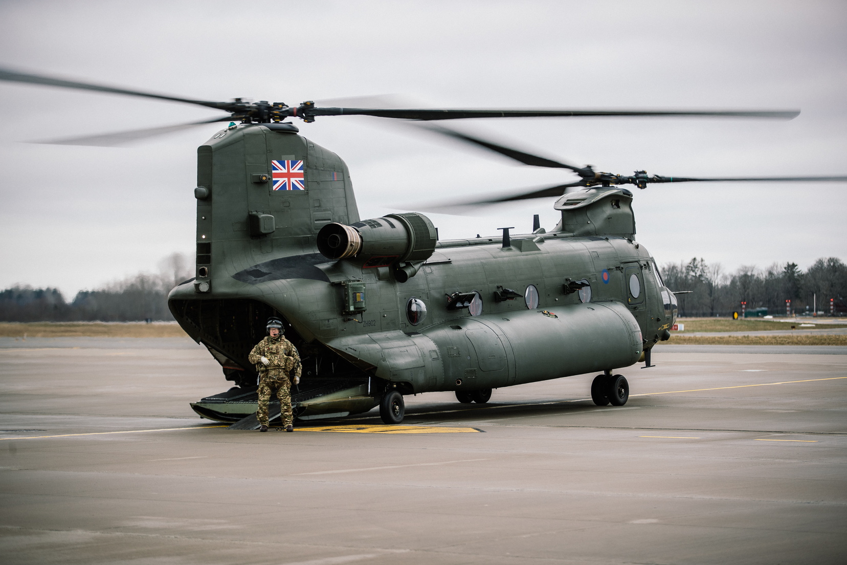 Britain Finalizes Deal to Purchase New US-Made Chinook Helicopters