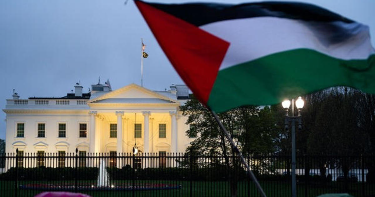 Doctor Walks Out of White House Meeting During Talks About War in Gaza
