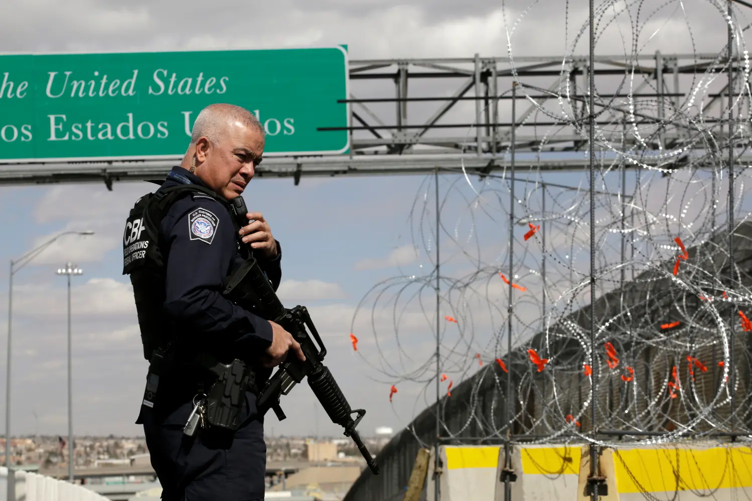 FBI Director Criticizes Mexican Cooperation on Fentanyl Trafficking