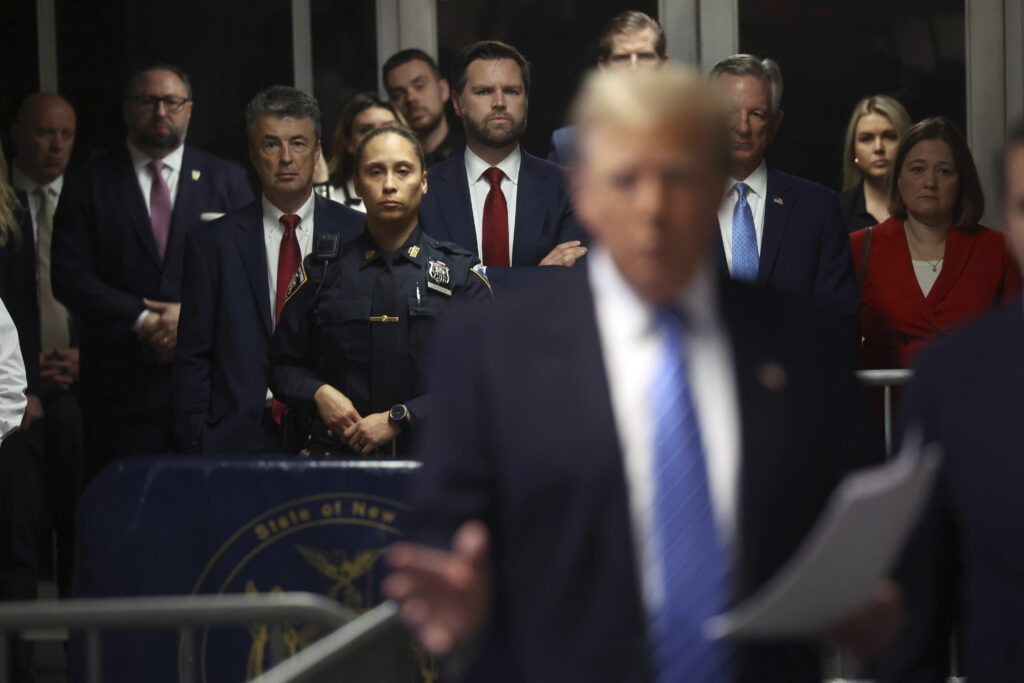 Republican Lawmakers Rally in Support of Trump at New York Trial