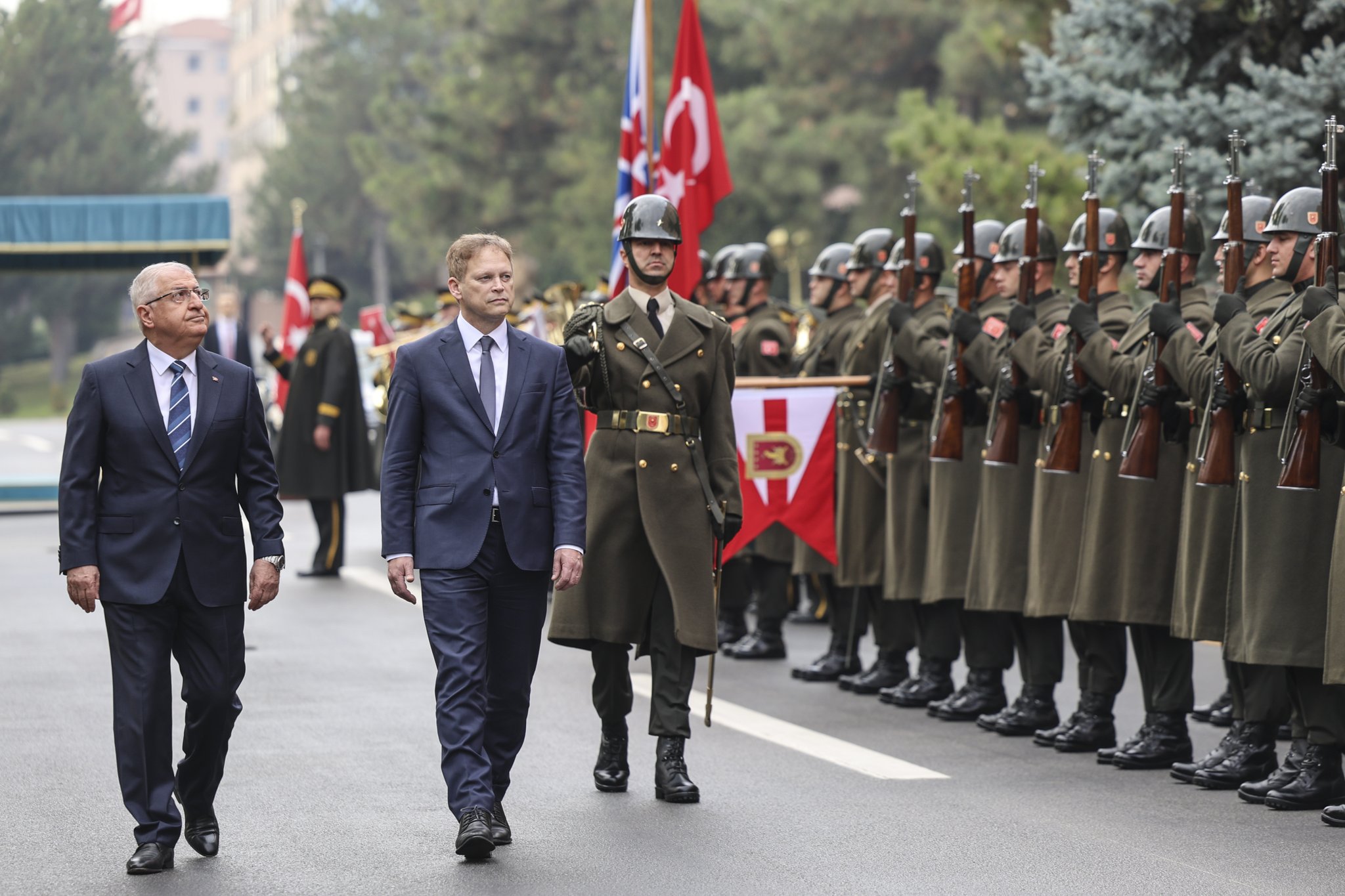 UK Official Accuses China of Supplying Russia with Lethal Aid for Ukraine War
