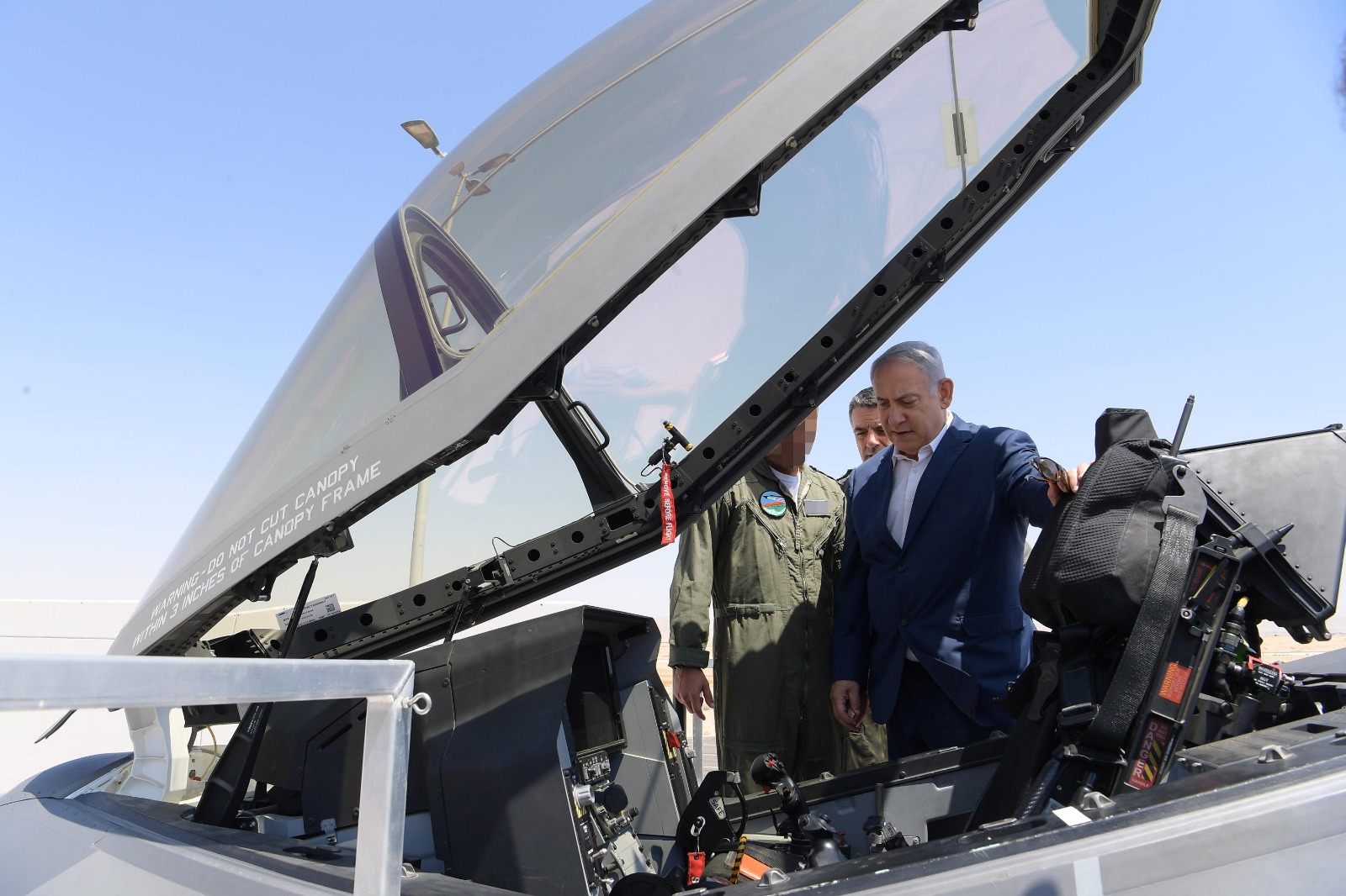 Top US Lawmakers Invite Netanyahu to Address Congress