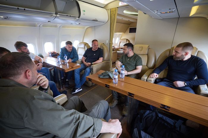 Zelensky Cancels International Travel Amid New Russian Offensive